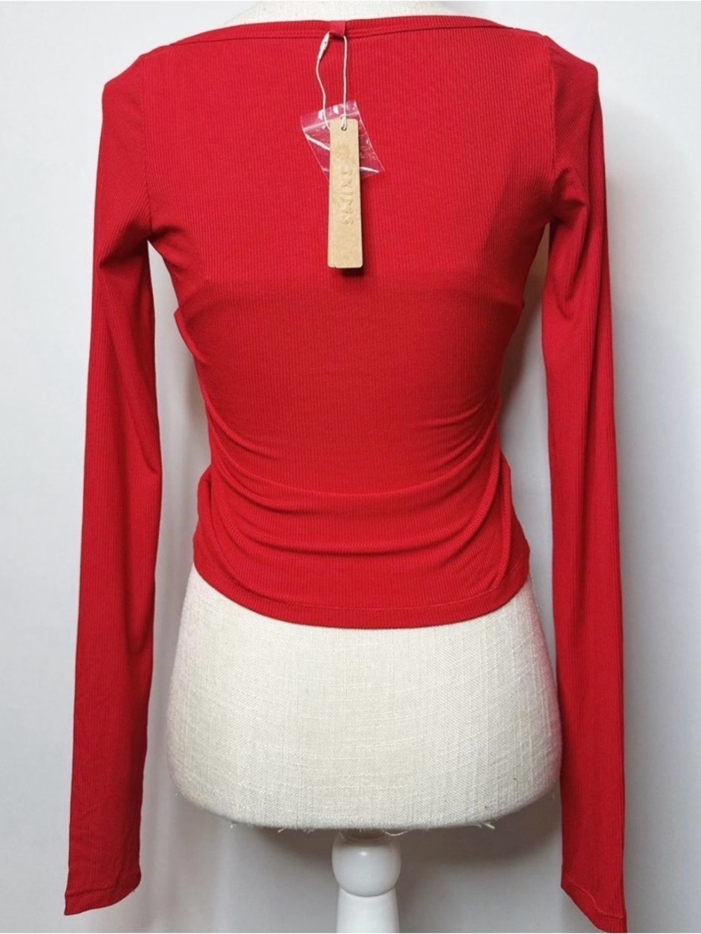 Red Lace-Trim Ribbed Blouse - Picture 2 of 3